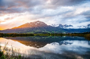 Отель Reflections Guest Farm  Тульбэге